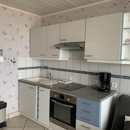 Front De Grandcamp-Maisy