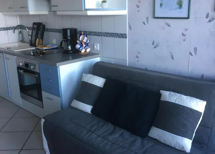 Front De Apartment Grandcamp-Maisy