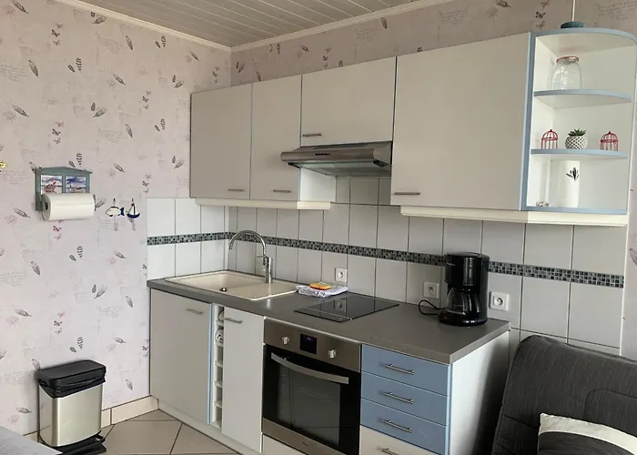 Front De Grandcamp-Maisy